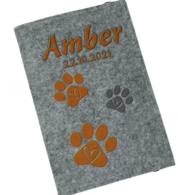 FADENSALAT Heimtierausweis Hülle personalisiert Impfpass Hund Katze Namen Pfötchen orange