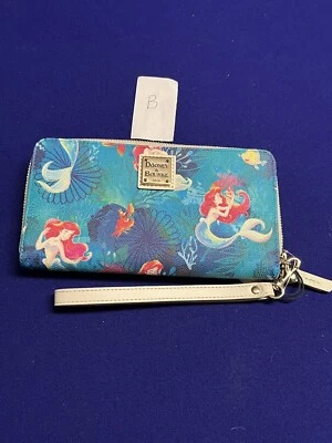 Cartera Muñequera Dooney & Bourke Ariel La Sirenita Parques Disney Nueva ELIGE 1 Foto 1 de 4