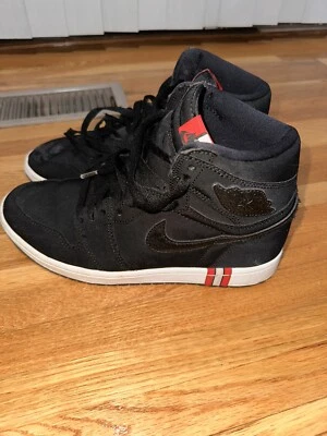Hombre Paris Saint-Germain x Air Jordan 1 Retro Alto OG Talla 9 Negro Foto 1 de 4
