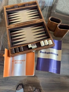 Juego de viaje de backgammon con piezas de baquelita, vintage - Imagen 1 de 15