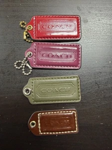 Lotto 4 cartellini Coach multicolore - Foto 1 di 4