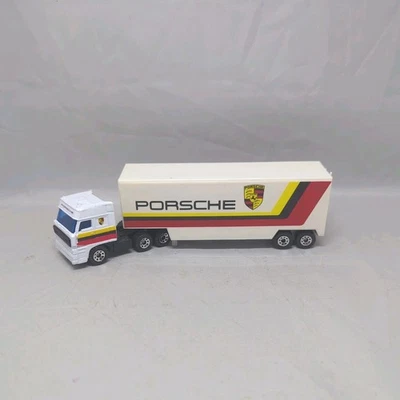 Matchbox Convoy CY-24 DAF Box Car Transporter "PORSCHE" - Embalaje escaso Foto 1 de 4