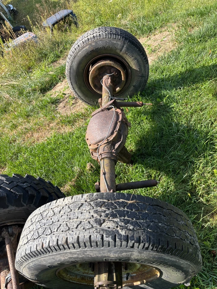 1980 1997 FORD F250 F350 STERLING REAR AXLE DIFFERENTIAL 3.55 GEARS SINGLE WHEEL - Image 1 of 4