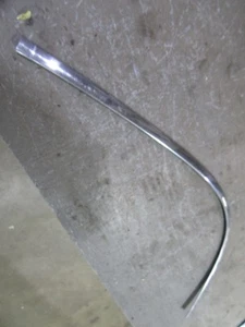 1959 1960 Chevrolet Impala hardtop front  lower windshield trim molding PF - Foto 1 di 6