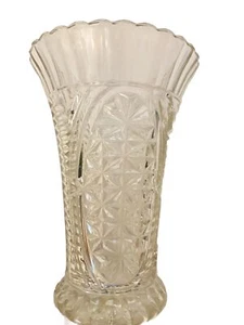 Lead Crystal 8 1/2 Inch Flower Vase with Unique Design Stars and Bars - Picture 1 of 4