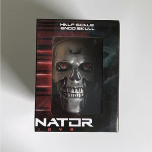 TERMINATOR T-800 Genisys Half Scall Endo Skull Schädel Kopf Head NEU OVP - Bild 1 von 2