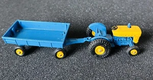 Lesney Matchbox 1967 No. 39-C Ford Tractor & 1967 No. 40-C Hay Trailer Lot - Picture 1 of 7