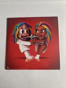 6ix9ine feat Nicki Minaj - Trollz 7" Vinyl Record White/Red Split Sealed NEW - Picture 1 of 2