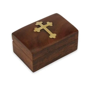 Kleine hölzerne Aufbewahrungsbox mit Deckel und Kreuzform Dekoration - Bild 1 von 5