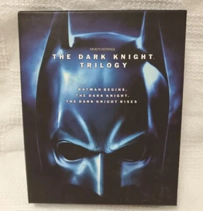 The Dark Knight Trilogy Limited Edition Gift Set - Bonus Content DVDs & Booklet - Picture 1 of 6