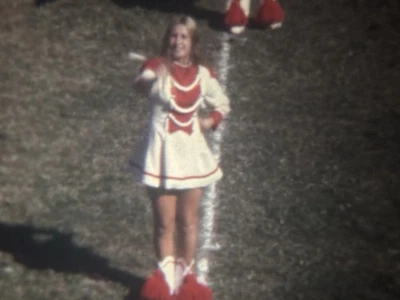 Banda de marcha juego de fútbol divertido efectos de cámara súper 8 mm película hogar película carrete Foto 1 de 4