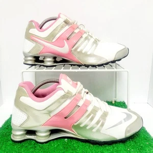 Nike Shox R4 Women 639657-102 Pink Metallic Silver Patent Leather Sz 11 2014 - Picture 1 of 5