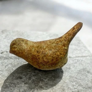 Vintage Gusseisen Vogel Regal Sitter primitive Patina 3 cm lang - Bild 1 von 5