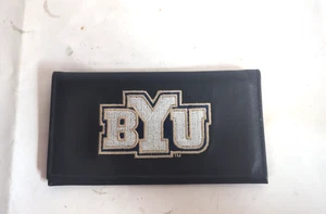 Cubierta de chequera de la Universidad Brigham Young de BYU S5 - Imagen 1 de 8