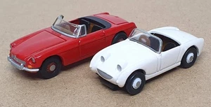 EFE 1/76 Scale 11502 11702 - MGB Roadster & Austin Healey Sprite - Red White - Picture 1 of 5
