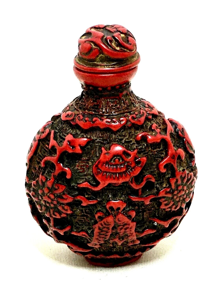 中国古美術 鼻煙壺 三點 品味经典，鼻烟壶中的岁月。#鼻烟壶#传统工艺#文化遗产#古董收藏#匠心之作