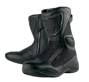 icon chukka for men in black