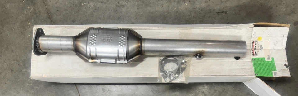 NEW Catalytic Converter-Direct Fit Converter Eastern Mfg 30360 SHIPS FREE - Image 1 of 4