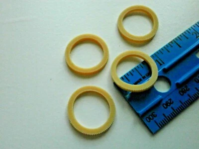 TOMY TRACKMASTER TOMICA THOMAS PLAYRAIL ~ 4 NEUMÁTICOS DE TREN DE REPUESTO / BANDAS DE RODADURA NUEVOS Foto 1 de 3