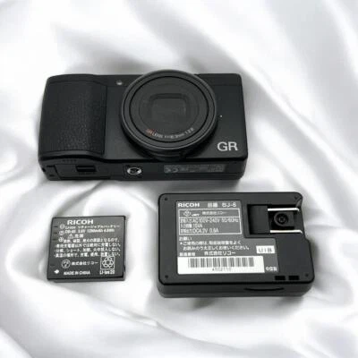 [Mint] RICOH GR1 GR 16.2MP APS-C Compact Digital w/Chargers & Batteries Tested - Image 1 of 4