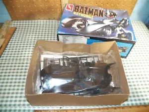 1989 ERTL AMT Batman Batmobile 1/25 Model Kit - Picture 1 of 10