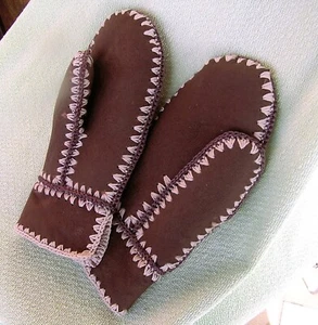 Handschuhe/Fäustlinge, normale Damengröße echtes Lammfell, Handarbeit, Stulpen - Bild 1 von 3