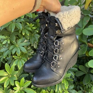 Sorel Joan of Arctic Botas Cuello Piel Cuña Cuero Negro 7.5, Estilo NL2966-010 - Imagen 1 de 8