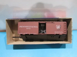 HO Scale RoundHouse 40' Box Car Kit Pennsylvania RH4287 - Picture 1 of 3