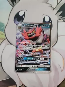 Tarjeta Pokémon ultra rara Incineroar GX 97/181 Team Up W13 - Imagen 1 de 2