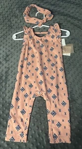 Jessica Simpson Baby Girl One Piece Romper Coral Diamonds Size 3/6 Months NWT - Picture 1 of 3