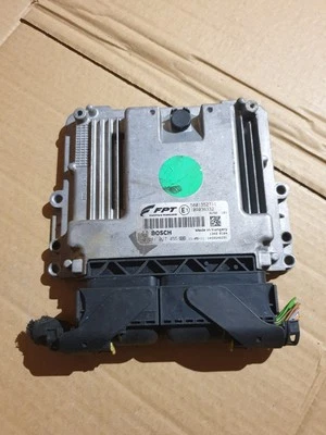 Motor IVECO DAILY ECU 2013 2,3 diésel MK5 0281017455 Foto 1 de 3