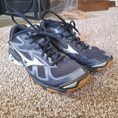 Mizuno Shoes Size 8.5 Womens Wave Bolt 5 Volleyball V1GC166003 Silver Black Nice - Image 1 of 4