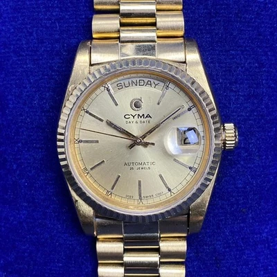 Raro Reloj SEIKO Cuarzo 8229-503A SQ Deportivo 100 Estilo Roble Esfera Negra Día Fecha Foto 1 de 4