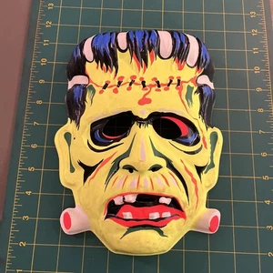 MEDIA MÁSCARA DE PLÁSTICO FRANKENSTEIN MONSTRUO RARO DE COLECCIÓN 8" X 9" - ESTILO CLÁSICO - Imagen 1 de 4