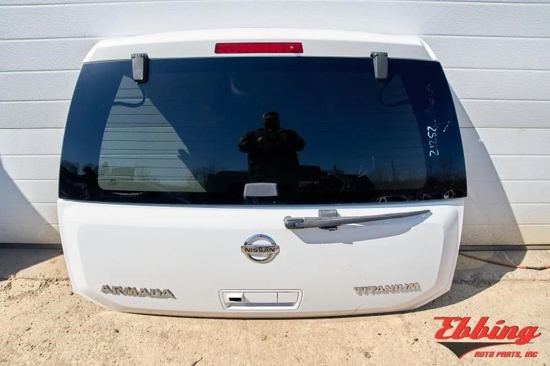 Liftgate Assembly With Camera and Power Lift Fits 2005-2015 Nissan Armada 696497 Foto 1 de 4