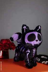 Skelekitty Plüschtier [Purple Bones Limited Edition] - Bild 1 von 11