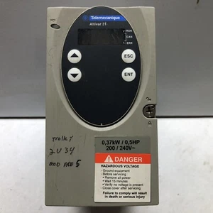 Schneider ATV31H037M2 / ATV 31H037M2 Inverter - UNTESTED for Parts/Repair ONLY! - Picture 1 of 7