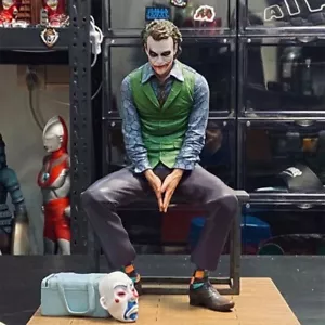 DC Comics Batman Dark Knight Heath Ledger Joker Chair Action Figure Statue Boxed - Picture 1 of 8