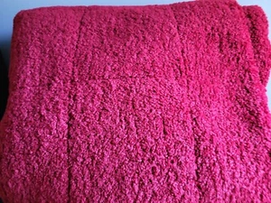 Pottery Barn Teddy Faux Fur Quilt Full/Queen Cardinal Red Christmas - Picture 1 of 4