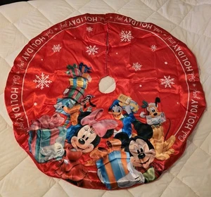 Disney Mickey, Minnie, Pluto, Donald & Goofy Christmas Tree Skirt - Picture 1 of 8