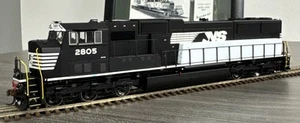 Athearn Genesis HO Scale ATHG69317 SD75M Norfolk Southern #2805 with sound NIB! - Picture 1 of 15