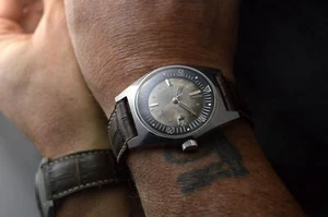 AQUASTAR CRESSI SUB 1701 200MT VINTAGE SKIN DIVER WATCH TROPICAL DIAL 37MM RARE! - Imagen 1 de 15