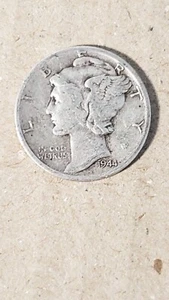 1941-1945 90% US SILVER MERCURY DIME's lot of 5 random coins - Picture 1 of 7