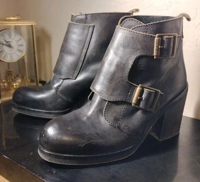 Botines JEFFREY CAMPBELL Mujer Talla 7.5 Negros Hechos en España Doble Hebilla Foto 1 de 4