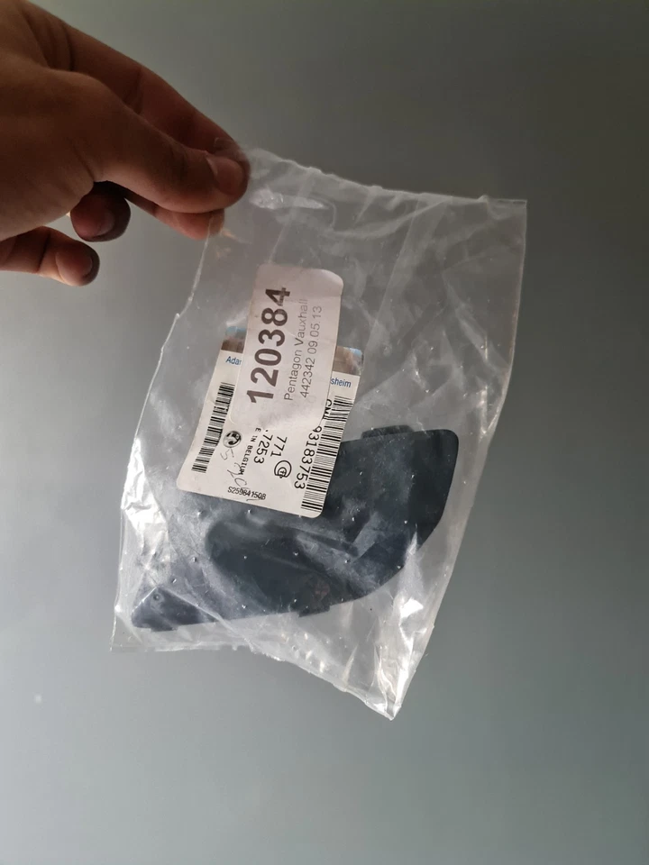 CUBIERTA ARANDELA FARO DELANTERO ORIGINAL VAUXHALL ASTRA 2005-2012 IMPRIMADA 3 PUERTAS IZQUIERDA Foto 1 de 1