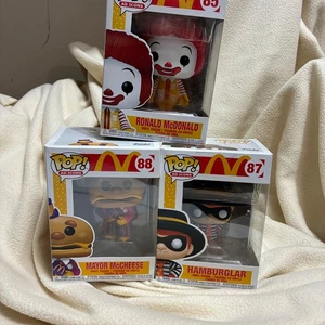 Lotto 3 nuovi Funko Pop McDonald's #85 Ronald, 87 Hamburglar 88 Mayor McCheese - Foto 1 di 5