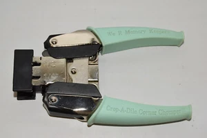 We R Memory Keepers Crop-A-Dile Corner Chomper Paper Cutter Tool Blue Handle - Picture 1 of 9