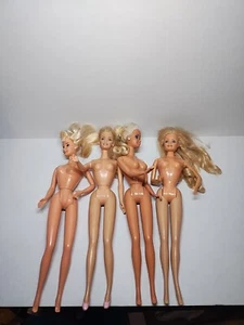 Barbies No Clothes - Picture 1 of 3