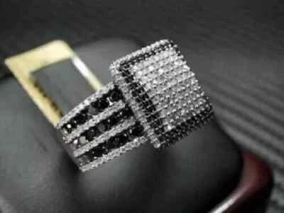 14K Yellow Gold Plated 2.00Ct Round Cut Moissanite Cluster Engagement Ring - Image 1 of 4