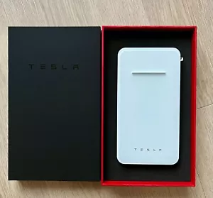 Tesla Wireless Portable Charger 2.0 White Cell Phone Charger BRAND New In Box - Picture 1 of 6
